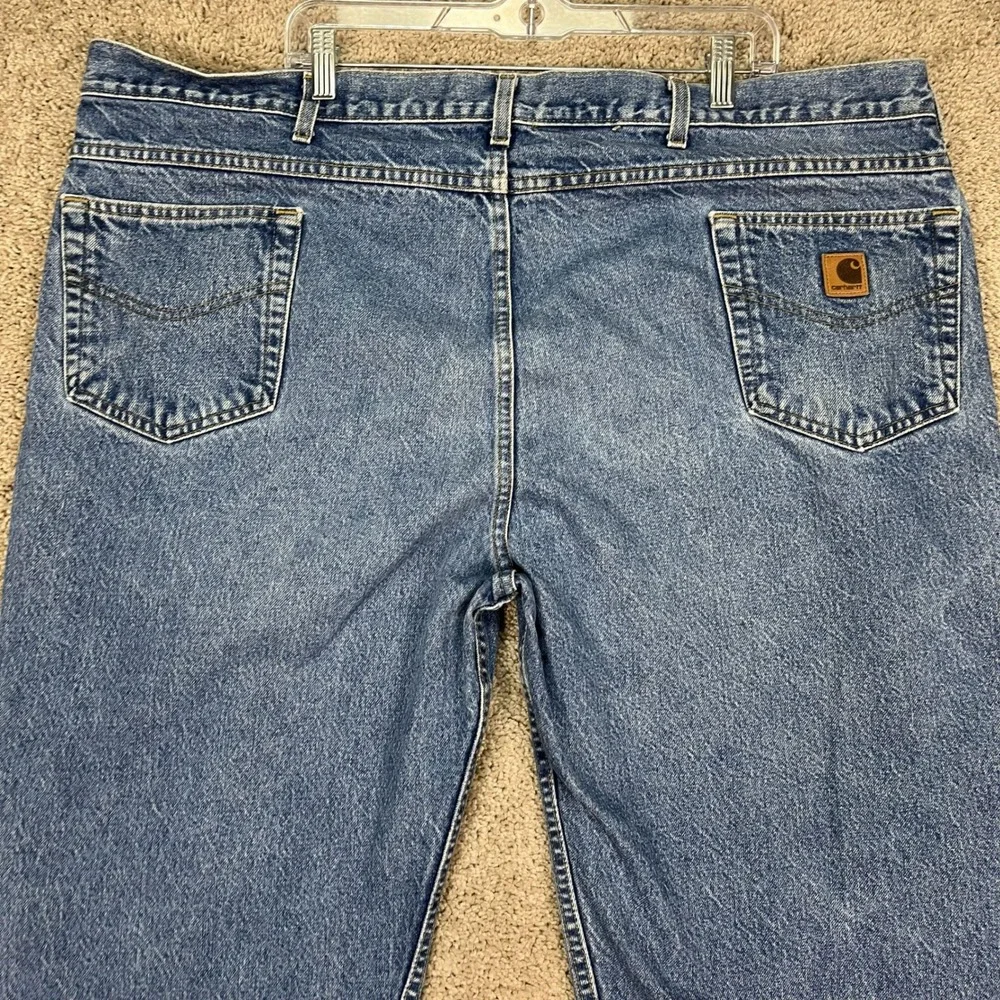 Carhartt Jeans Men 48x30 Medium Wash Denim Straight Leg 5 Pocket Relaxed Fit EUC